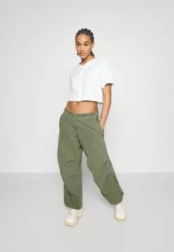 BDG Urban Outfitters Stoffhose - Khaki 7 BDG Urban Outfitters Stoffhose - Khaki -Hosen Elegante Boutique 00c31f5863584bb1943c5fdfcc64e651