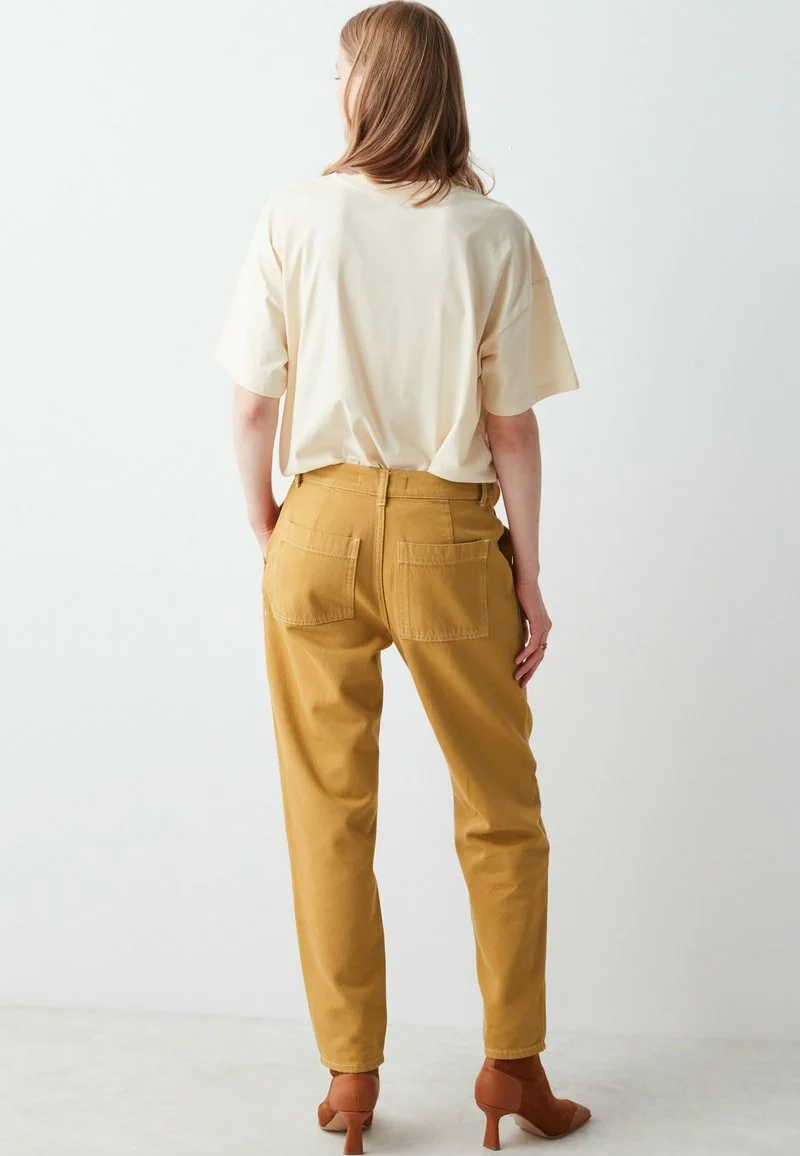 Ipekyol HIGH WAIST - Jeans Straight Leg - Mustard 3 Ipekyol HIGH WAIST - Jeans Straight Leg - Mustard - Image 3