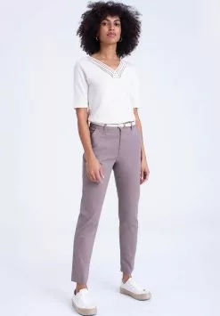 Greenpoint Chino - Beige 7 Greenpoint Chino - Beige -Hosen Elegante Boutique 07b6421ff80947dc8b935594af55c256