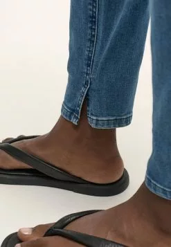 LANIUS HIGH WAIST - Jeans Slim Fit - Blue Denim -Hosen Elegante Boutique 0c321dedc28e4709bfb1a5440b388c56