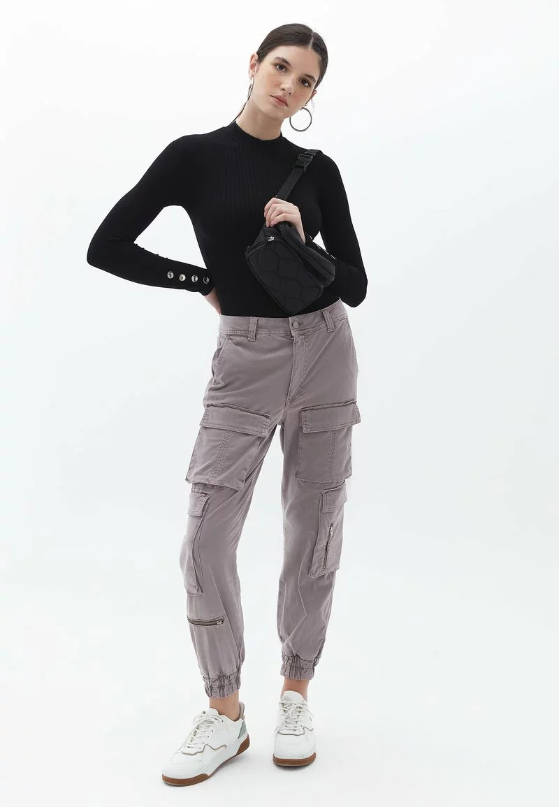 Oxxo Cargohose - Antik Mocha Meringue 2 Oxxo Cargohose - Antik Mocha Meringue - Image 2