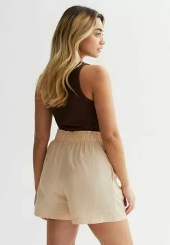 New Look PETITE BLEND HIGH WAIST - Shorts - Stone 8 New Look PETITE BLEND HIGH WAIST - Shorts - Stone -Hosen Elegante Boutique 10233cdd43604e58b102499d04add15d
