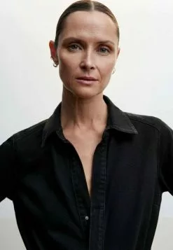 Mango CARMELA - Jumpsuit - Black Denim 8 Mango CARMELA - Jumpsuit - Black Denim -Hosen Elegante Boutique 105b8f45a34f46be86051b3d1bce3431