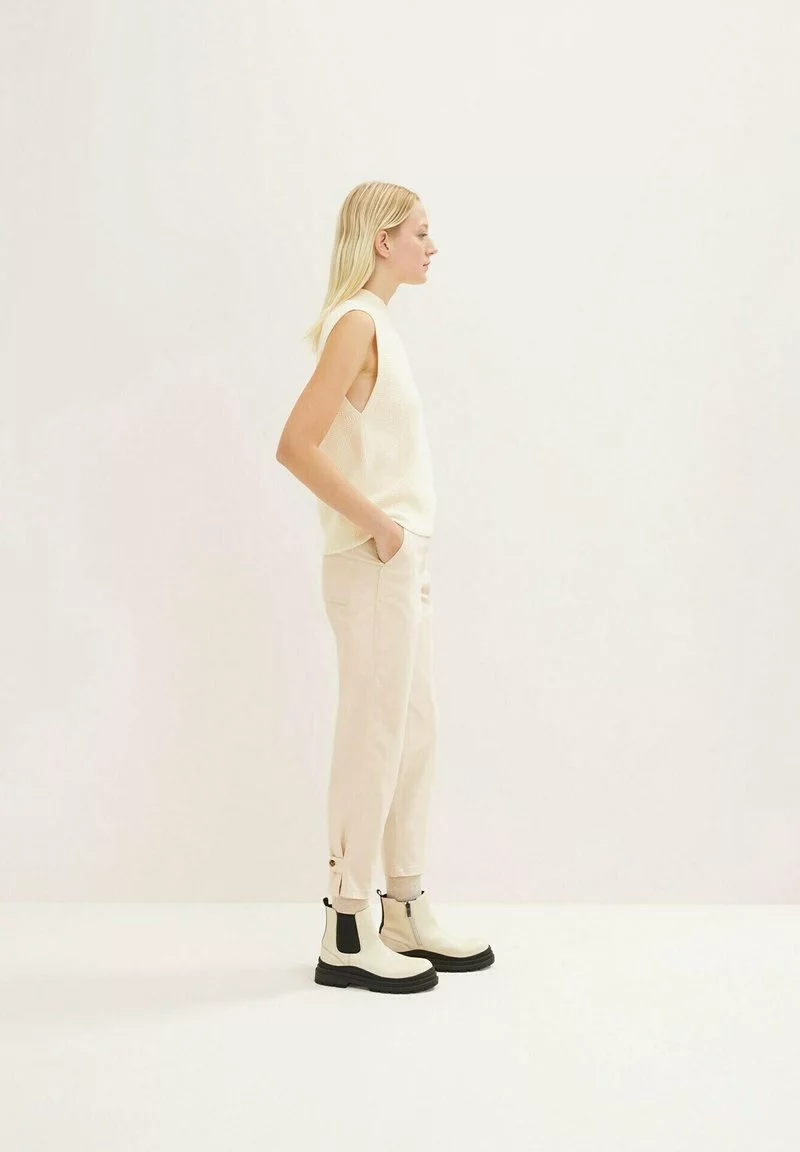 Tom Tailor LOOSE FIT - Stoffhose - Soft Buttercream 5 Tom Tailor LOOSE FIT - Stoffhose - Soft Buttercream - Image 5