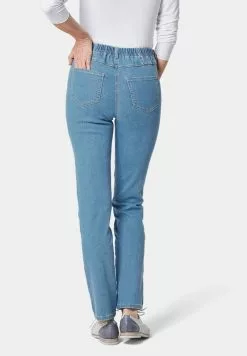 GOLDNER Jeans Straight Leg - Hellblau 8 GOLDNER Jeans Straight Leg - Hellblau -Hosen Elegante Boutique 1625c08dc697456d8af3fa61f5ea1480