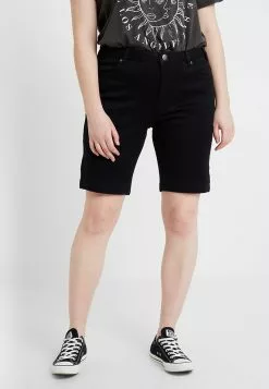 Zizzi EMILY SLIM LEG - Shorts - Black Soild