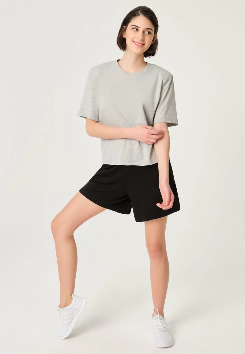 DAGİ Shorts - Black 2 DAGİ Shorts - Black - Image 2