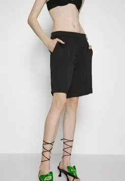 Patrizia Pepe PANTALONI TROUSERS - Shorts - Nero 10 Patrizia Pepe PANTALONI TROUSERS - Shorts - Nero -Hosen Elegante Boutique 203892d4c3744794aa1da8beb6612967