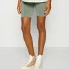 Mamalicious MLTIA JEANNE - Shorts - Laurel Wreath
