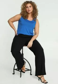 PAPRIKA UNI TAILLE ÉLASTIQUÉE - Stoffhose - Black 11 PAPRIKA UNI TAILLE ÉLASTIQUÉE - Stoffhose - Black -Hosen Elegante Boutique 23411dfdafa84914a86f7743d297af9f