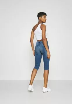 Vero Moda VMSEVEN - Jeans Shorts - Medium Blue Denim 8 Vero Moda VMSEVEN - Jeans Shorts - Medium Blue Denim -Hosen Elegante Boutique 2995dfff3d304ad99f5f8adcd30f7b04