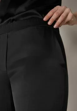 Falconeri ZIGARETTEN AUS - Stoffhose - Black -Hosen Elegante Boutique 2a0c7ff39ef14c10a0fd18184789420c