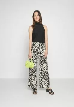 Faithfull The Brand OTTAVIO - Stoffhose - Black 7 Faithfull The Brand OTTAVIO - Stoffhose - Black -Hosen Elegante Boutique 2d018bea056545bd954180067d62c847