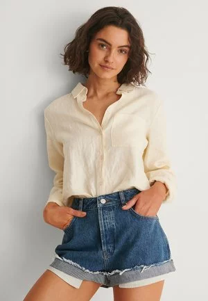 NA-KD RAW HEM BUTTONED - Jeans Shorts - White 6 NA-KD RAW HEM BUTTONED - Jeans Shorts - White - Image 6