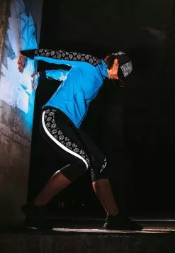 MAYA MAYA RUNNING ANAMI - Shorts - Black 10 MAYA MAYA RUNNING ANAMI - Shorts - Black -Hosen Elegante Boutique 3a906c0a5f624b40a210d831823e2242