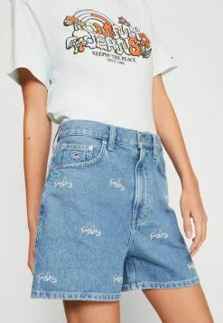 Tommy Jeans MOM - Jeans Shorts - Denim Medium -Hosen Elegante Boutique 3fb087fe0b87489baa5c592daa1f4b1f