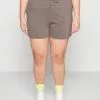Vero Moda Curve VMEVA RUFFLE - Shorts - Bungee