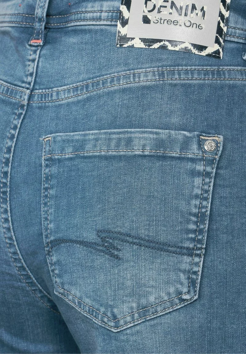 STREET ONE CASUAL FIT CULOTTE - Jeans Relaxed Fit - Sky Blue Wash 6 STREET ONE CASUAL FIT CULOTTE - Jeans Relaxed Fit - Sky Blue Wash - Image 6