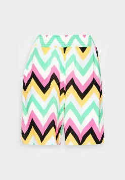 ONLY ONLNOVA - Shorts - Cloud Dancer 9 ONLY ONLNOVA - Shorts - Cloud Dancer -Hosen Elegante Boutique 4cecf68f26ba409abf78b897cb43278c