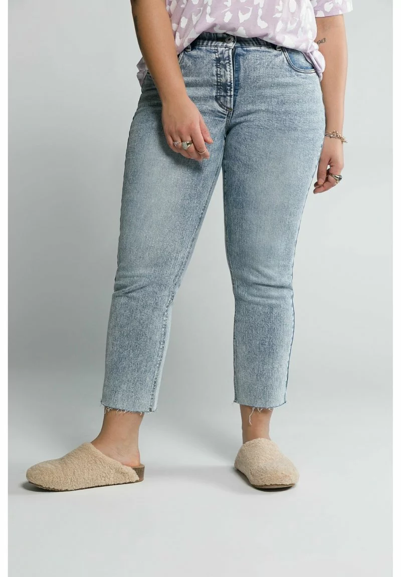 Studio Untold Jeans Slim Fit - Bleached Denim 4 Studio Untold Jeans Slim Fit - Bleached Denim - Image 4