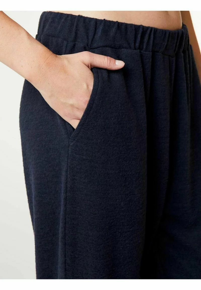 CCDK LOLA COSY - Jogginghose - Dark Navy 5 CCDK LOLA COSY - Jogginghose - Dark Navy - Image 5