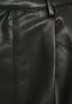 Tussah GWEN - Shorts - Black 11 Tussah GWEN - Shorts - Black -Hosen Elegante Boutique 57ac2699fdf84b399e1ba8d43a7f7aa8