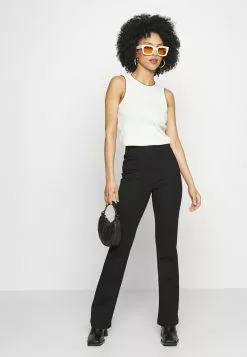 Gina Tricot Petite LUNA TROUSERS - Stoffhose - Black -Hosen Elegante Boutique 5ac28e818b334d9487eee77e9be3a177