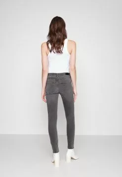 AG Jeans FARRAH ANKLE - Jeans Skinny Fit - Light Grey 8 AG Jeans FARRAH ANKLE - Jeans Skinny Fit - Light Grey -Hosen Elegante Boutique 61480d05477e47af866d2d7198c096cb