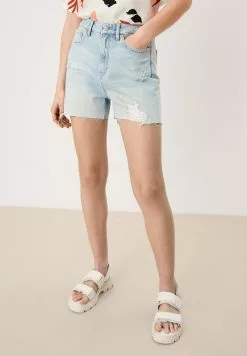 QS By S.Oliver HIGHWAIST - Jeans Shorts - Light Blue Stretch