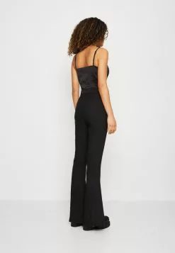 In The Style CORSET STYLE WITH TAILORED SPLIT FRONT KICK FLARE TROUSER - Jumpsuit - Black -Hosen Elegante Boutique 678b1c8ece1d42178dcc28c262bebcfa