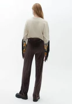 Oxxo MIT VORDERSEITIGEM NAHTVERLAUF - Stoffhose - Java 8 Oxxo MIT VORDERSEITIGEM NAHTVERLAUF - Stoffhose - Java -Hosen Elegante Boutique 734981c38dab4abe97b4c07527dd1de7