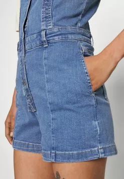 ONLY ONLTOBY - Jumpsuit - Medium Blue Denim 11 ONLY ONLTOBY - Jumpsuit - Medium Blue Denim -Hosen Elegante Boutique 73af91460b114fbca5fa86b55f8f9ad2