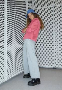 Nike Sportswear CLUB PANT WIDE - Jogginghose - Grey Heather -Hosen Elegante Boutique 75a4b0e8ddd646668d149e4e45a5b280