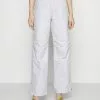 Wood Wood BRITNEY TROUSERS - Stoffhose - White
