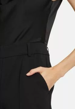 Vera Mont MIT WASSERFALLAUSSCHNITT - Jumpsuit - Schwarz 9 Vera Mont MIT WASSERFALLAUSSCHNITT - Jumpsuit - Schwarz -Hosen Elegante Boutique 7c2128504d0247459ee207e1ddc927d3