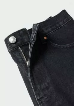 Mango ZOE - Jeans Shorts - Black Denim 11 Mango ZOE - Jeans Shorts - Black Denim -Hosen Elegante Boutique 8ef9a081871e4a8f80afb466b5f6ded4