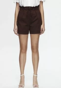 AdL FRONT FRILLED WAIST - Shorts - Beige 11 AdL FRONT FRILLED WAIST - Shorts - Beige -Hosen Elegante Boutique 9bdc27b1609c48d5b88ec83d72654c18