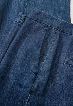 Hessnatur Flared Jeans - Medium Blue -Hosen Elegante Boutique 9f58fa5e134d4e69a7434479e81d65bd