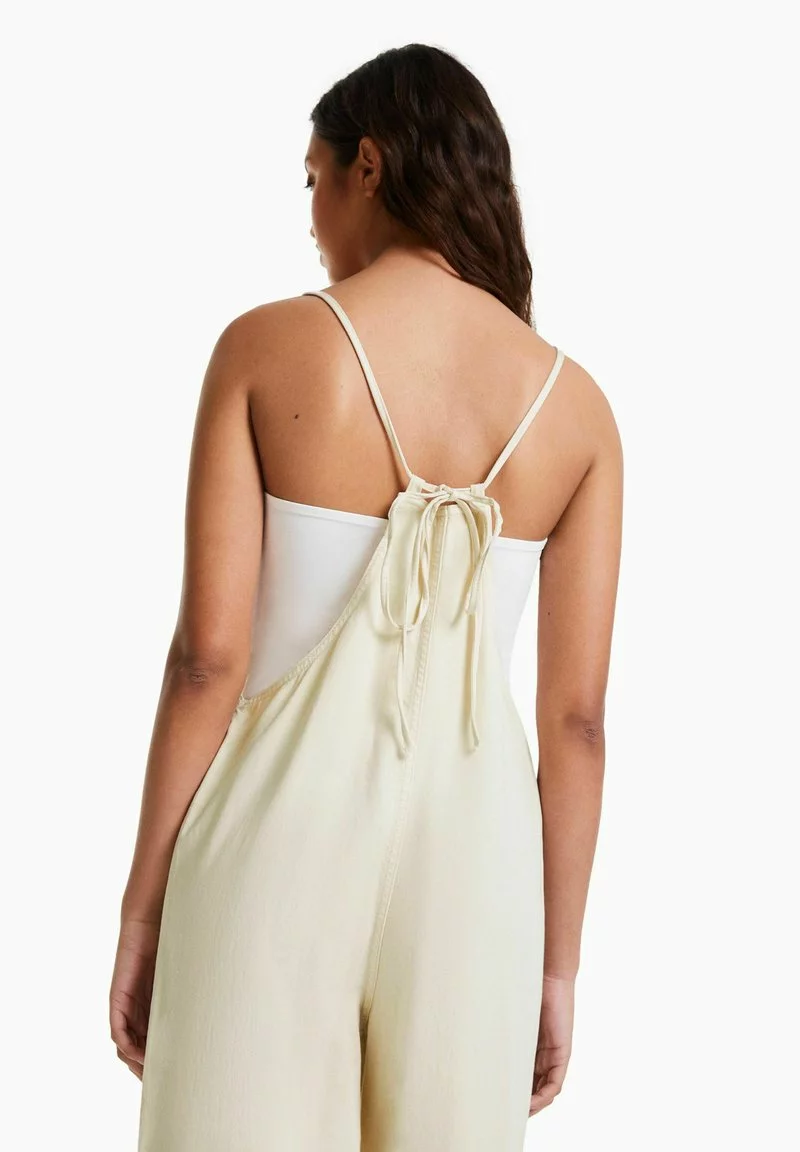 BERSHKA STRAPPY - Latzhose - Beige 4 BERSHKA STRAPPY - Latzhose - Beige - Image 4