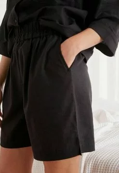 Next STANDARD - Shorts - Black 8 Next STANDARD - Shorts - Black -Hosen Elegante Boutique a1ec9d3f4a374b4e8f397e7e669ce8fd