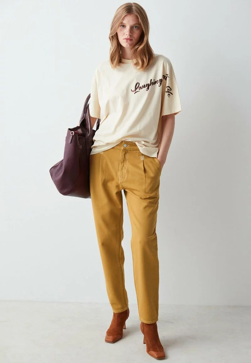 Ipekyol HIGH WAIST - Jeans Straight Leg - Mustard 2 Ipekyol HIGH WAIST - Jeans Straight Leg - Mustard - Image 2
