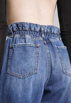 Pinko FLEXI MADDIE MOM SLOUCHY - Jeans Relaxed Fit - Lavaggio Vintage Medio -Hosen Elegante Boutique b27465fa35c4420d8ee0b1ea56b39492