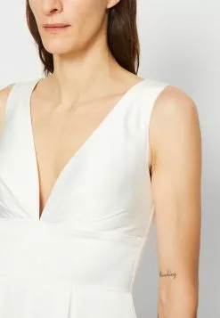 Mascara Jumpsuit - Ivory 11 Mascara Jumpsuit - Ivory -Hosen Elegante Boutique b6c9c1c5de8c4071865b3bf8fe7d0e5a