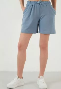 LELA TWO PIECE SET - REGULAR FIT - Shorts - Baby Blue 8 LELA TWO PIECE SET - REGULAR FIT - Shorts - Baby Blue -Hosen Elegante Boutique b8d85a78581f427c9eb6895d6659e80f