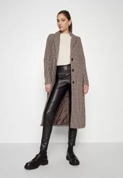 Gina Tricot Tall Leggings - Hosen - Black 9 Gina Tricot Tall Leggings - Hosen - Black -Hosen Elegante Boutique bb3e0b65a85e45169c02ebcf5cd5e1ca