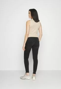 ONLY MATERNITY OLMBLUSH MID REABOX - Jeans Skinny Fit - Black 8 ONLY MATERNITY OLMBLUSH MID REABOX - Jeans Skinny Fit - Black -Hosen Elegante Boutique bbf91254ef2740f6a90264f8319ad862