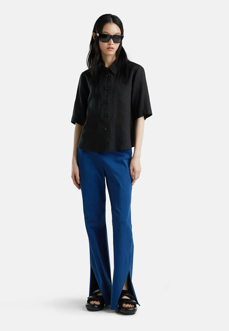 United Colors Of Benetton FLARED WITH SLITS - Flared Jeans - Optical White 5 United Colors Of Benetton FLARED WITH SLITS - Flared Jeans - Optical White - Image 5