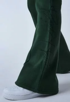 PROJECT X PARIS FLARE - Jogginghose - Vert 9 PROJECT X PARIS FLARE - Jogginghose - Vert -Hosen Elegante Boutique c709a66b9a1b4eab989996295baa4083