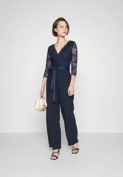 SWING JUMPSUIT - Jumpsuit - Navy -Hosen Elegante Boutique d164bd66961345588de4a33cfb95181f