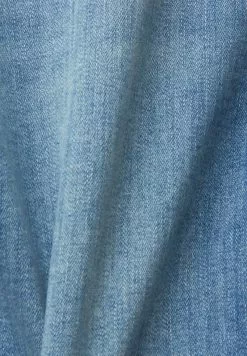 ESPRIT MIT STRETCH - Jeans Shorts - Blue Light Washed 9 ESPRIT MIT STRETCH - Jeans Shorts - Blue Light Washed -Hosen Elegante Boutique d1e1e04591fb48f1bb2c8edbb7316a7a